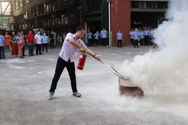 皇家空調(diào) |消防演練 實戰(zhàn)實操，杜絕安全隱患