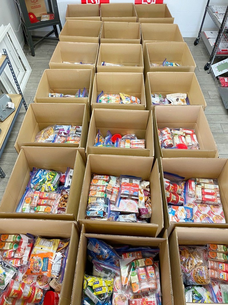 助力抗疫 美國(guó)皇家在行動(dòng)